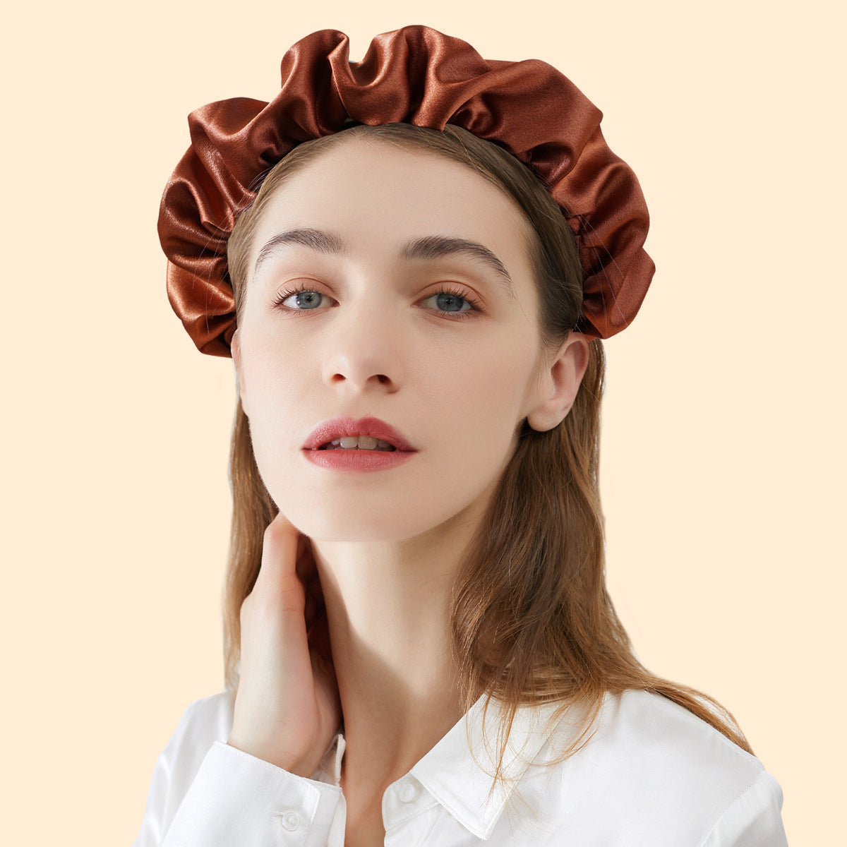 French headband women's European and American simple pleated head buckle hairpin solid color imitation silk fabric pleated face wash hair headband