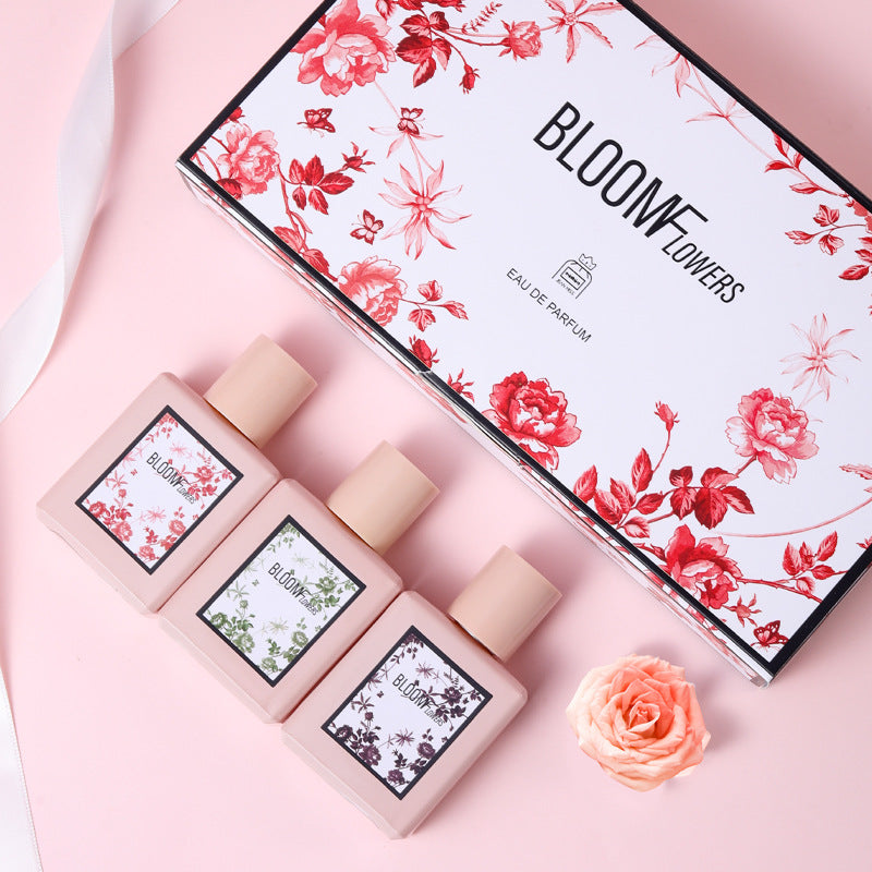 Small town Yixiang flower joy blooming women's perfume set lasting light fragrance vibrato hit Vietnamese perfume gift box wholesale