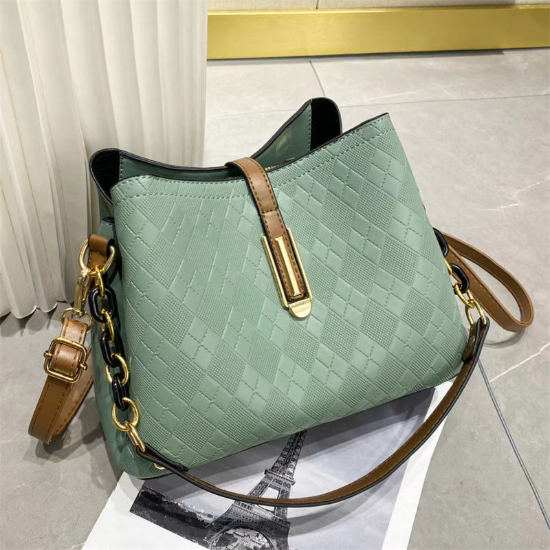 2024 women's bag rhombus large capacity handbag shoulder messenger bag tote bag daily texture autumn and winter one piece wholesale new 