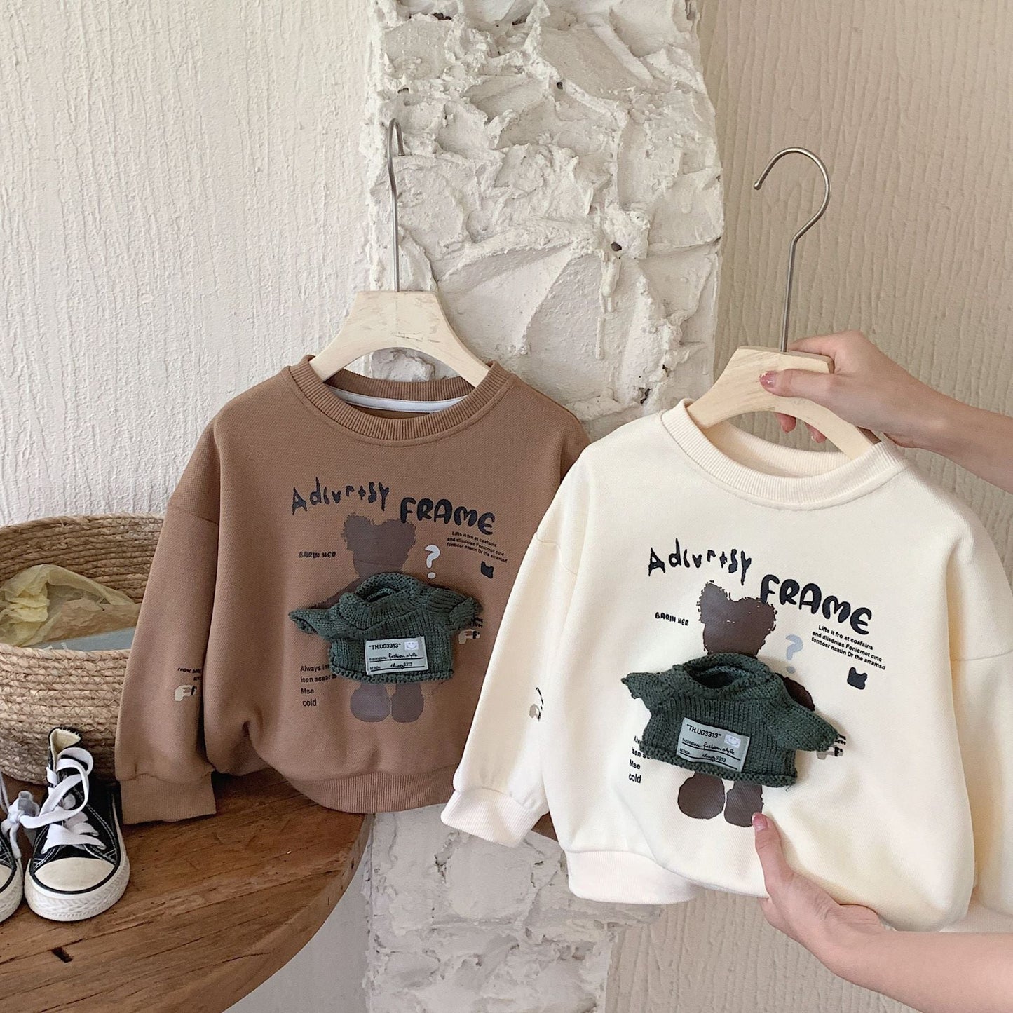 Children's sweatshirt 2024 Bangcheng Spring Korean version boys and girls three-dimensional wool bear sweatshirt baby top F0316