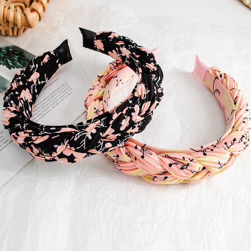 AliExpress hot sale French style headband for women European and American floral pleated head buckle twist winding all-match fabric headband hair cave