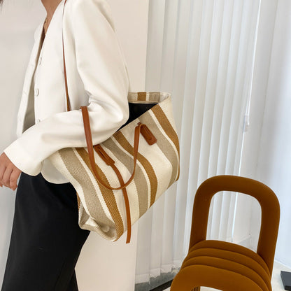 Large capacity striped women's big bag autumn 2024 new trend fashion shoulder bag casual bag hand-held tote bag large bag 