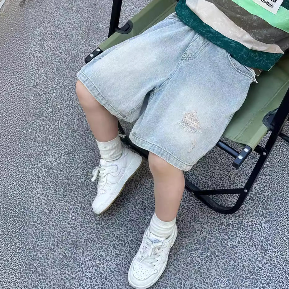 Amo Beibei children's 2024 summer ripped handsome shorts for boys and girls sand washed blue smiley letter denim shorts