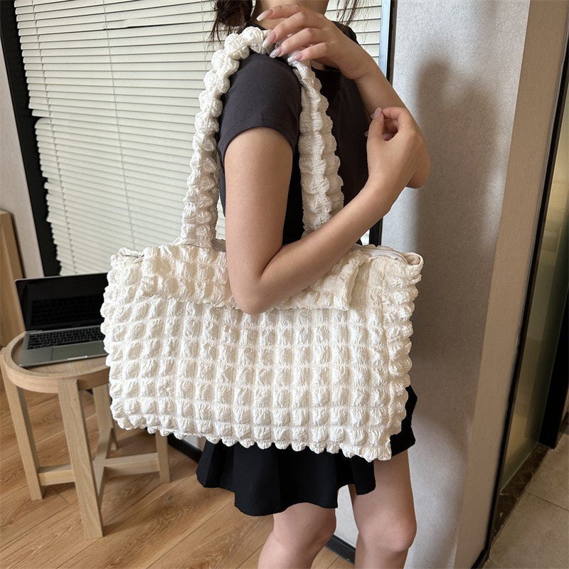 New large capacity fashionable temperament gentle pleated handbag simple commuting texture one-shoulder underarm bag tote bag 