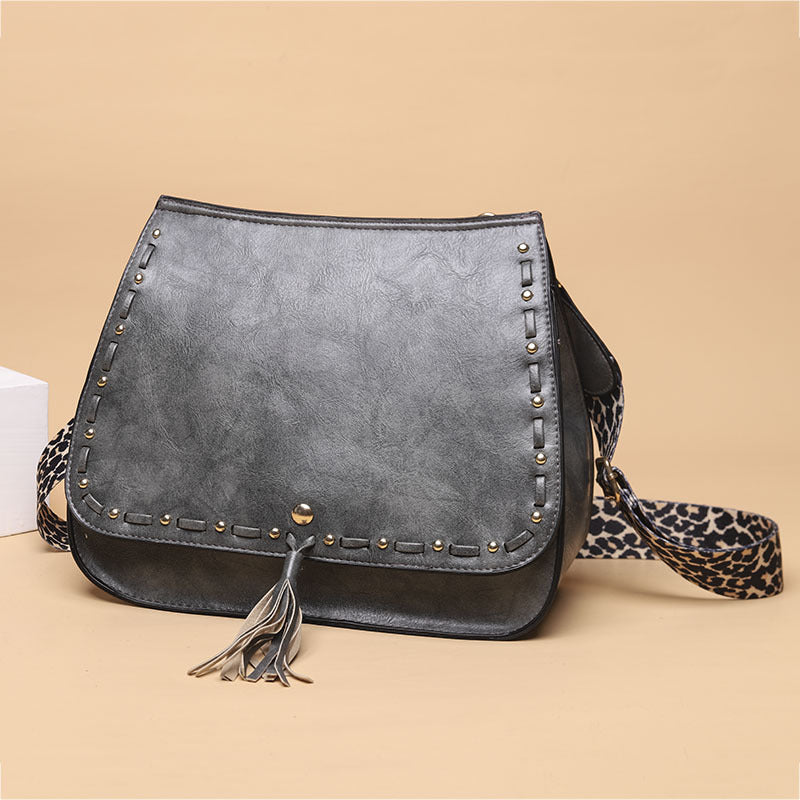 Bags simple women 2024 bags women fashion messenger bag mobile phone bag ladies shoulder bag niche wholesale 