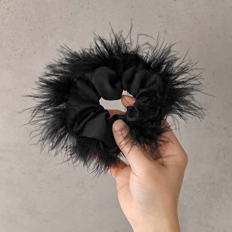 Korean high-end niche ostrich feather large intestine hair ring satin hair band hair ring pig large intestine black free shipping