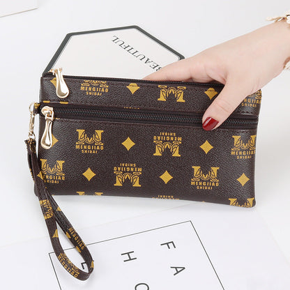 Clutch bag 2024 new style women's wallet fashionable and versatile casual mobile phone bag women's coin purse simple small square bag 