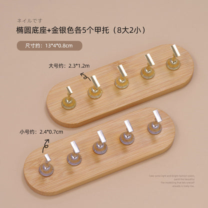 Japanese nail art magnet adsorption chessboard support practice nail support metal chess piece log display stand wear nail art base