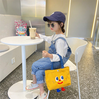 2024 early spring new children's canvas bag cartoon cute soft three-dimensional lunch bag Korean version girl handbag