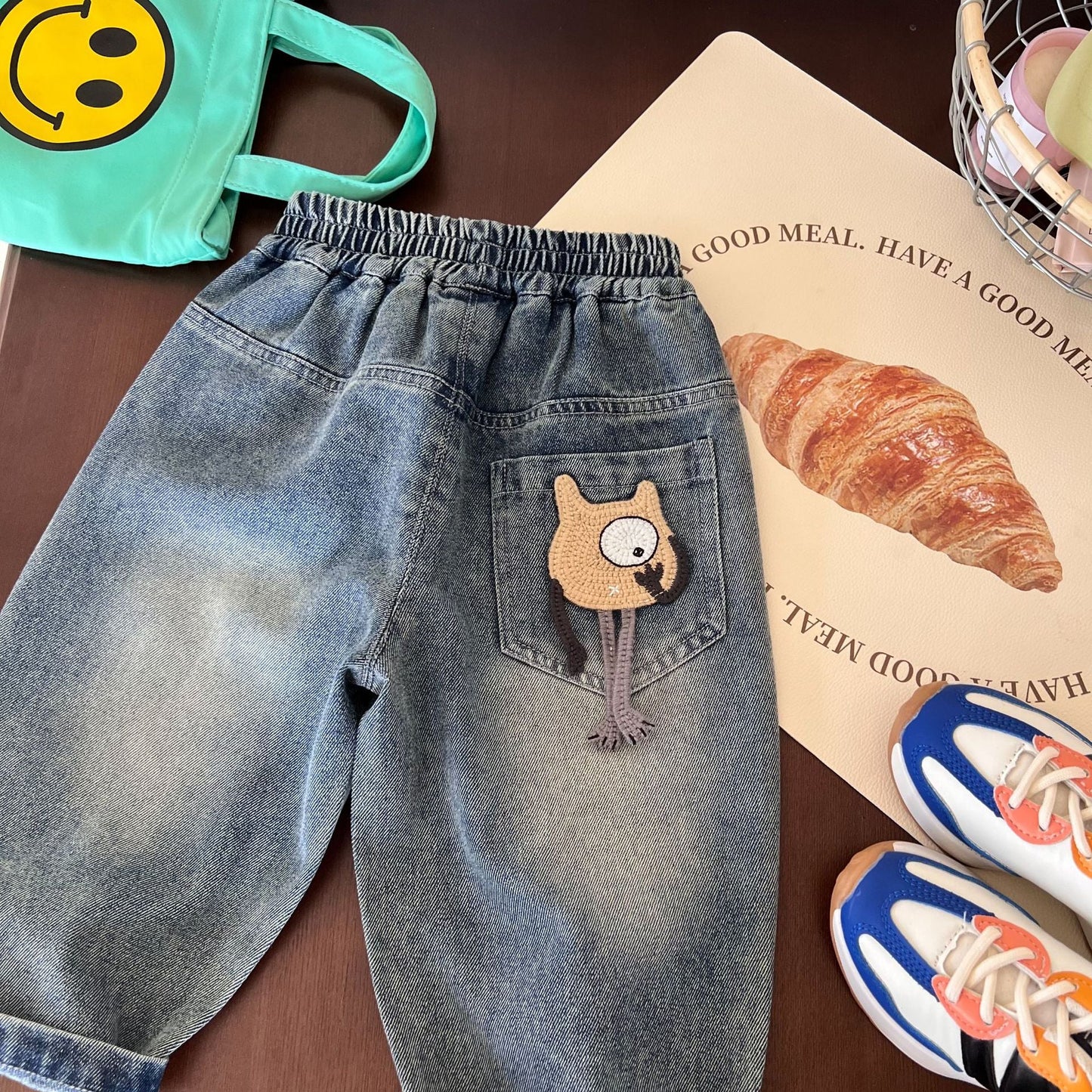 Children's jeans 2024 summer new boys cartoon denim trendy cropped pants children's versatile casual shorts