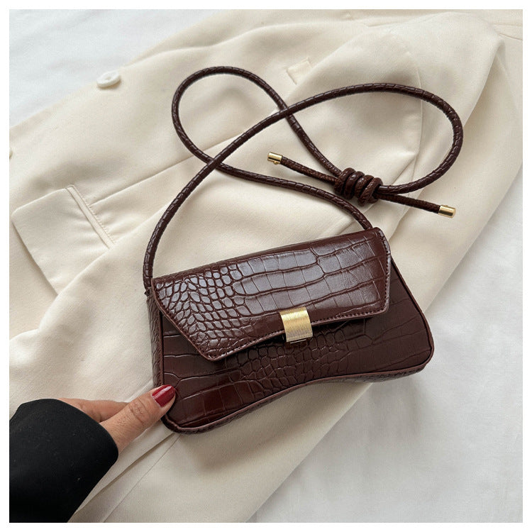 Casual stylish single shoulder bag simple retro underarm bag 2024 early autumn new fashion trend small square bag 