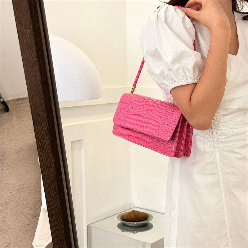 Wholesale underarm bags for women 2024 new fashion simple crocodile pattern shoulder bag solid color trendy versatile shoulder bag 