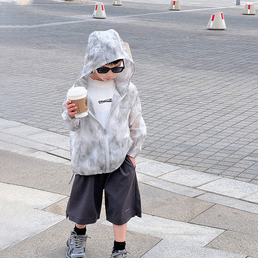 Huzhou Zhili children's clothing 2024 summer new boys hooded sun protection clothing Korean version children's outdoor jacket summer clothing trend