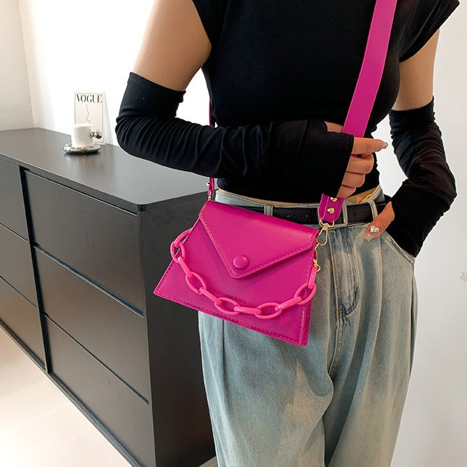 Small fresh shoulder bag 2024 autumn new fashion ins crossbody bag stylish candy color chain small square bag 