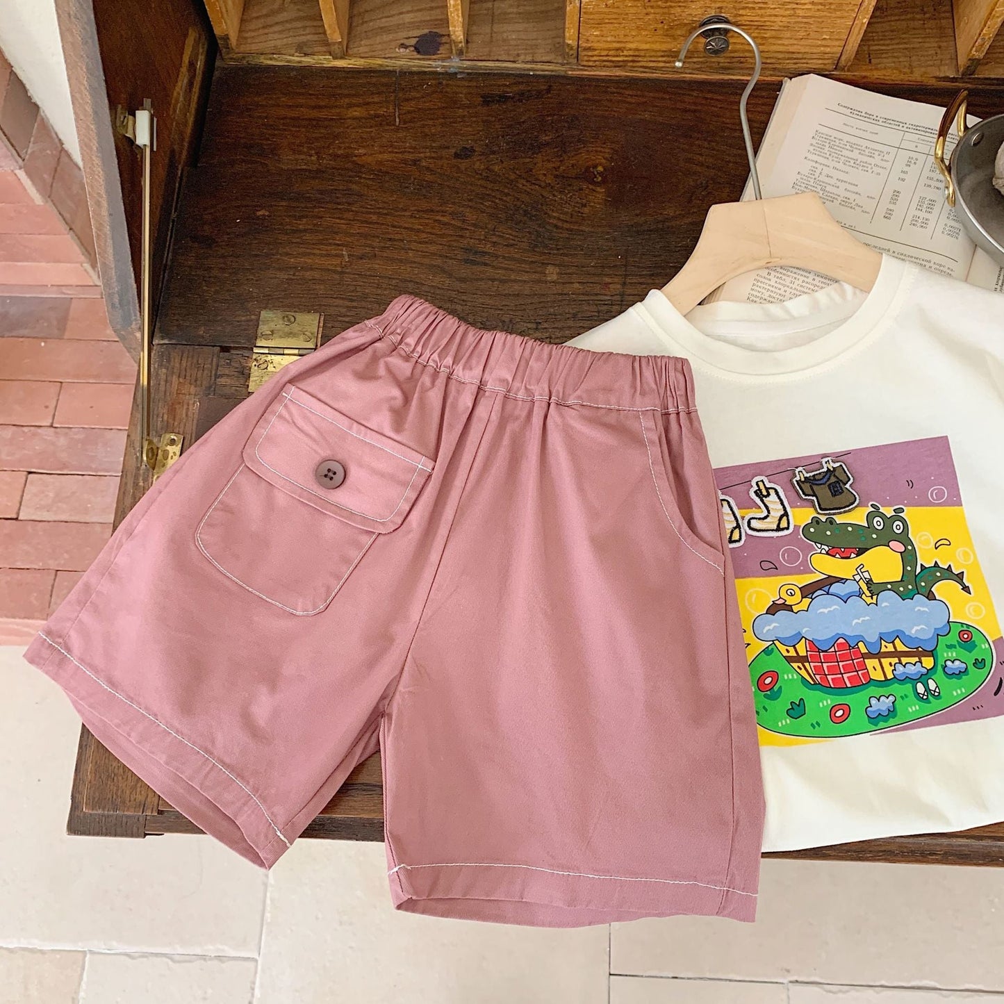 Children's suit Bangcheng 2024 summer Korean version children's clothing dinosaur bath short sleeve + shorts boy two-piece suit G0132