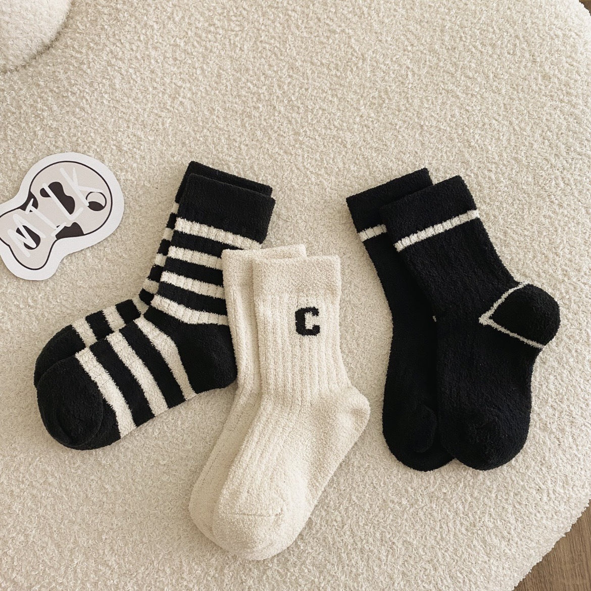 Amo Baby Children's 2023 Winter Thick Plus Velvet Cartoon Cotton Socks Boys and Girls Baby Warm Middle-tube Socks 3 Pairs