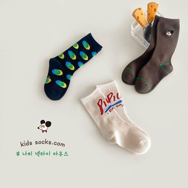 Children's socks 2023 spring boys and girls new cute breathable cotton socks trendy baby comfortable mid-tube socks 3 pairs