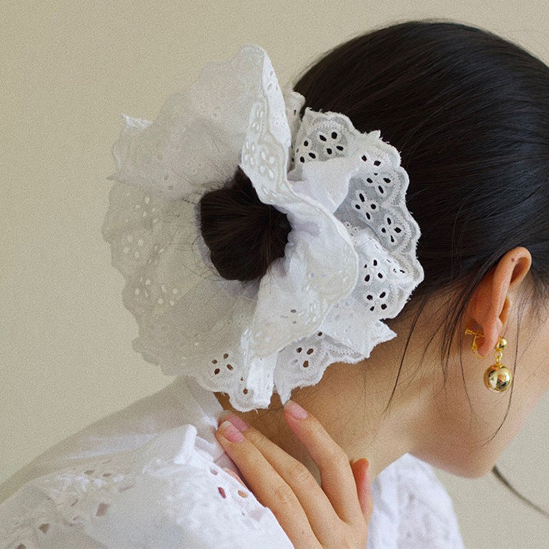 2022 French high-end thorny hair ring headband wholesale embroidered hollow lace pig intestine hair ring temperament head flower hair accessories