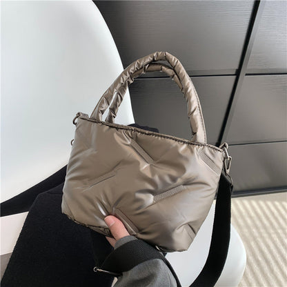 2024 autumn and winter new European and American style women's bag Korean version of space cotton bag large capacity one-shoulder large capacity down bag 