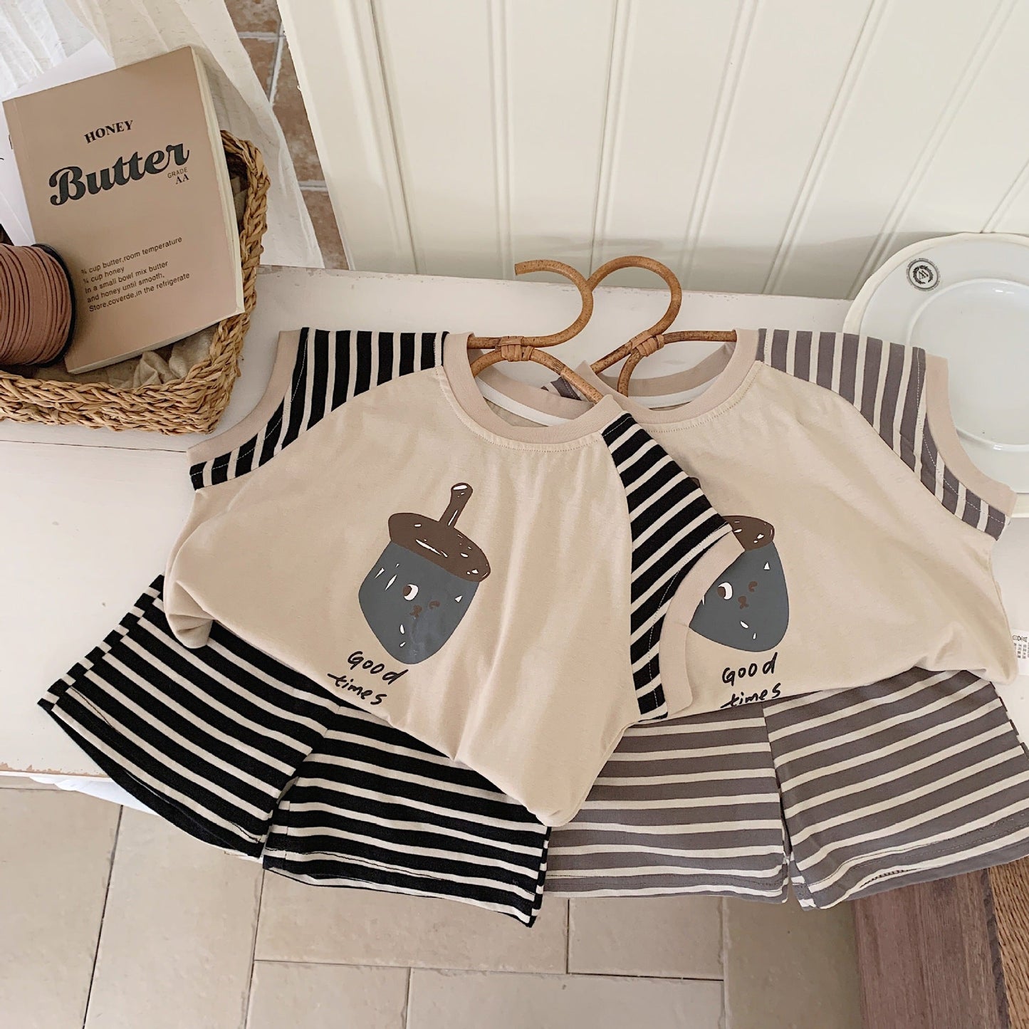 Children's suit Bangcheng 2024 summer boys new striped splicing vest + shorts children's clothing two-piece suit G0120