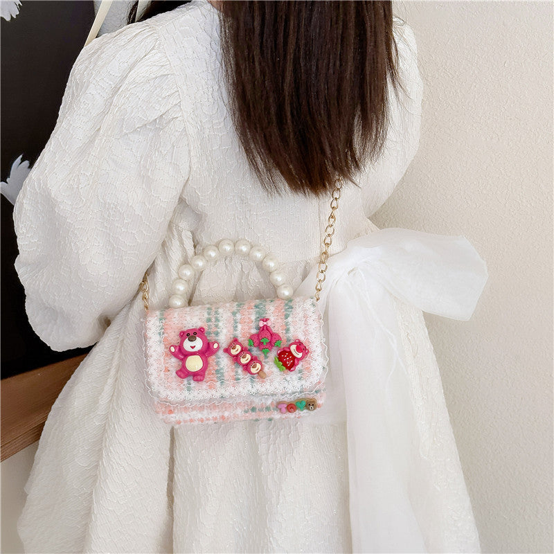 Korean version children's accessories bag female cartoon cute small fragrance style princess chain bag fashion pearl handbag wholesale 