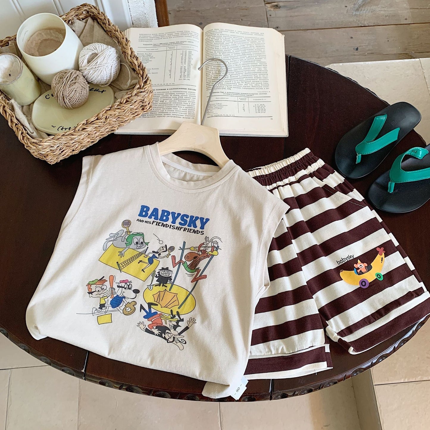 Children's suit Bangcheng 2024 summer children's clothing cartoon printed vest + striped shorts boys two-piece suit G0207