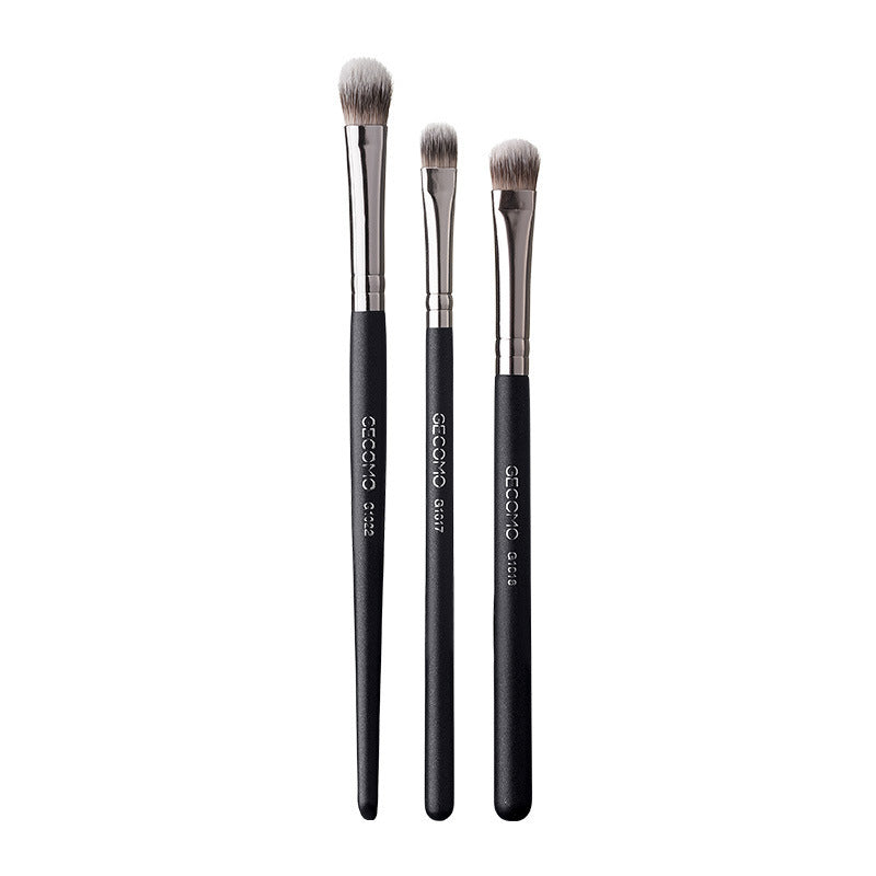 GECOMO round head flat head eye shadow brush does not eat powder soft hair brush head makeup new student eye makeup beauty tool