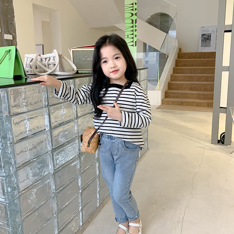 Korean children's clothing 2022 spring new children's bottoming shirt girls square collar striped long-sleeved T-shirt pure cotton top trend