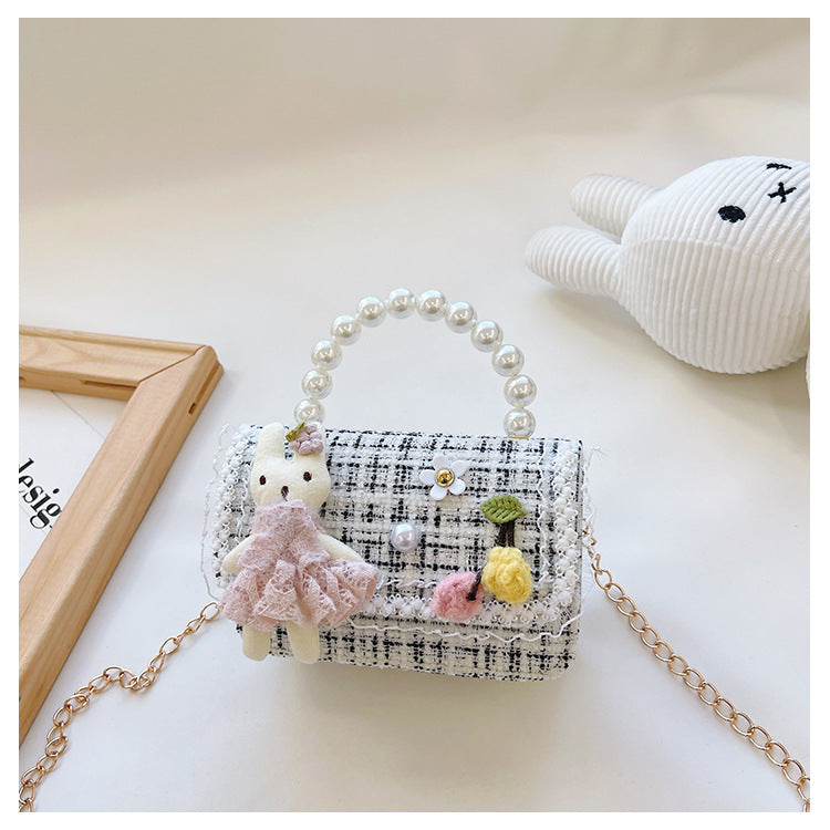 Children's pearl handbag 2024 new cotton and linen small square bag fashionable and cute girls decorative bag messenger bag 