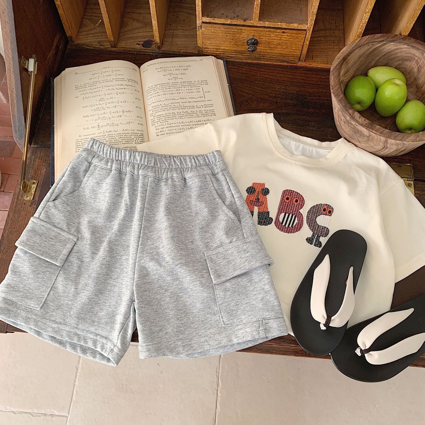 Children's casual pants Bangcheng 2024 summer new products patch pocket knitted shorts boys loose children's clothing pants G0189