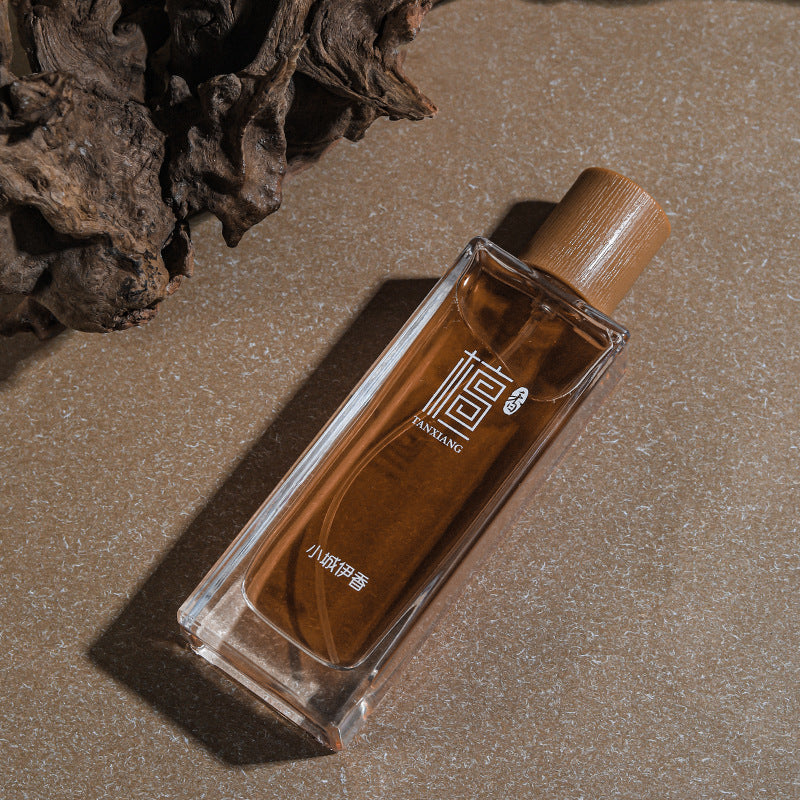 Xiaocheng Yixiang new women's sandalwood perfume lasting fragrance woody fragrance Douyin hot men's perfume wholesale