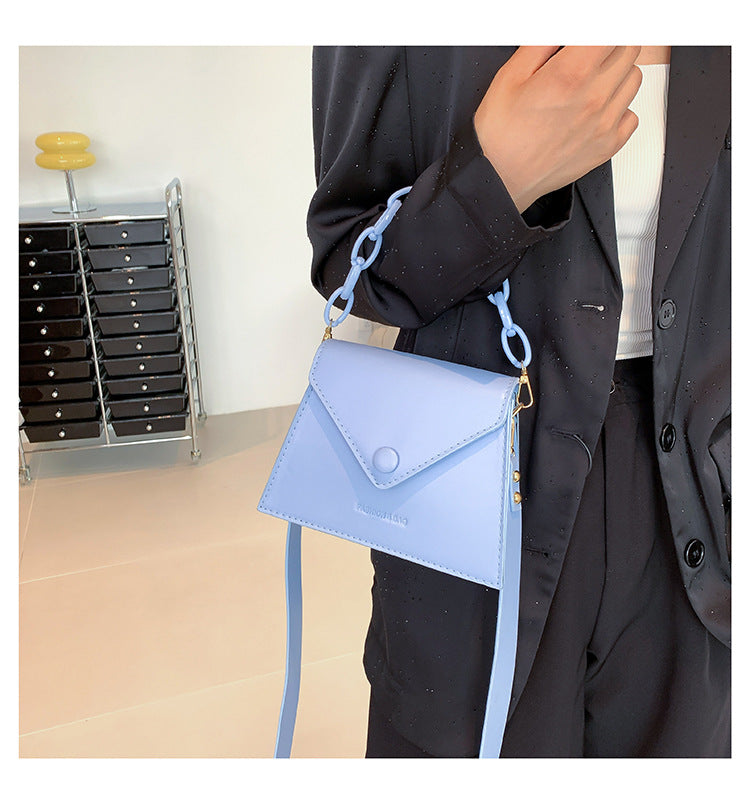 Small fresh shoulder bag 2024 autumn new fashion ins crossbody bag stylish candy color chain small square bag 