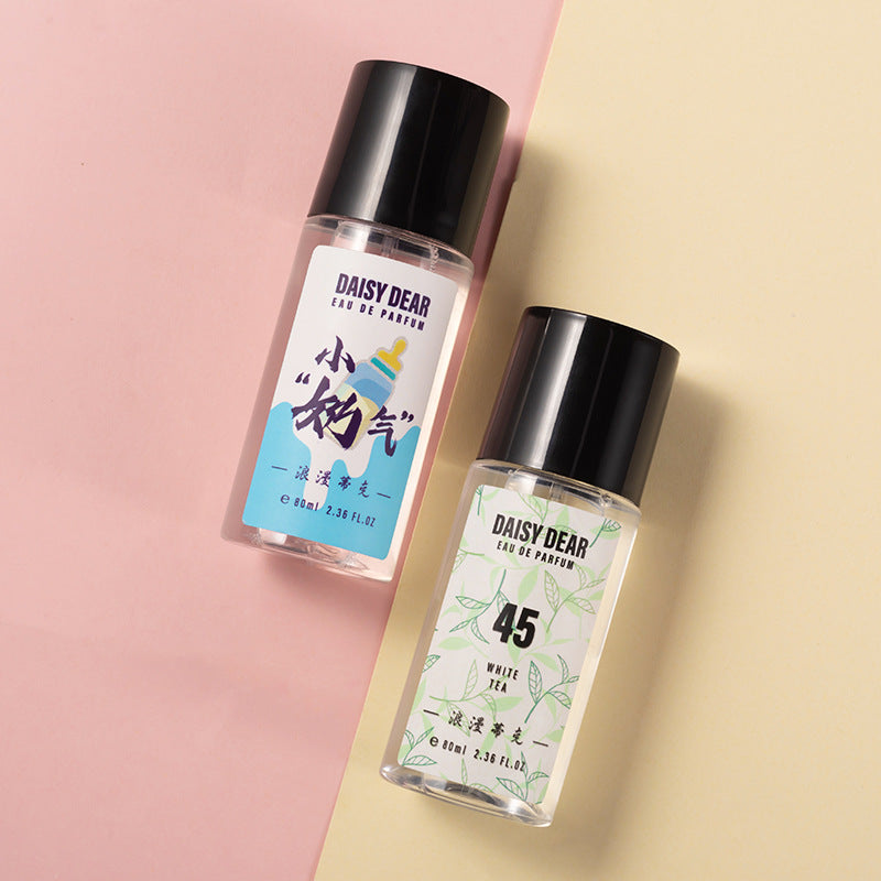 Xiaocheng Yixiang new clothing fragrance deodorant lasting light fragrance fresh spray household perfume wholesale 80ML