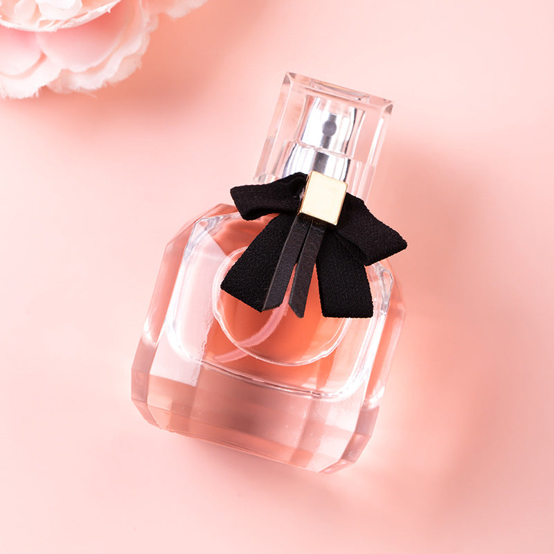 Perfume 30ml Internet celebrity hot-selling girl fresh and lasting floral and fruity fragrance ladies reverse Paris perfume perfume