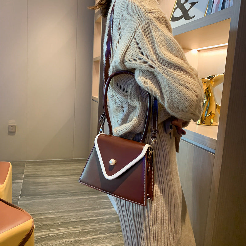 Fashion trend French bag women's bag 2024 autumn new retro fashion hand-held small square bag shoulder messenger bag 