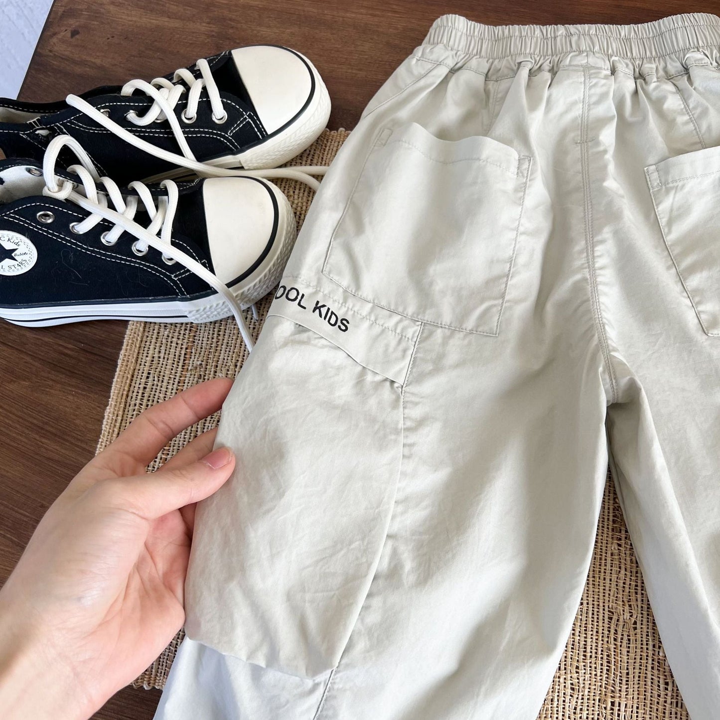 Children's clothing and pants 2024 summer new boys' light and thin trendy casual pants children's cuffs simple and versatile trousers