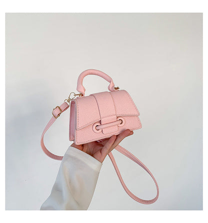 Korean version of pure color simple temperament handbag female 2024 autumn and winter new style trend ins shoulder messenger bag small square bag 