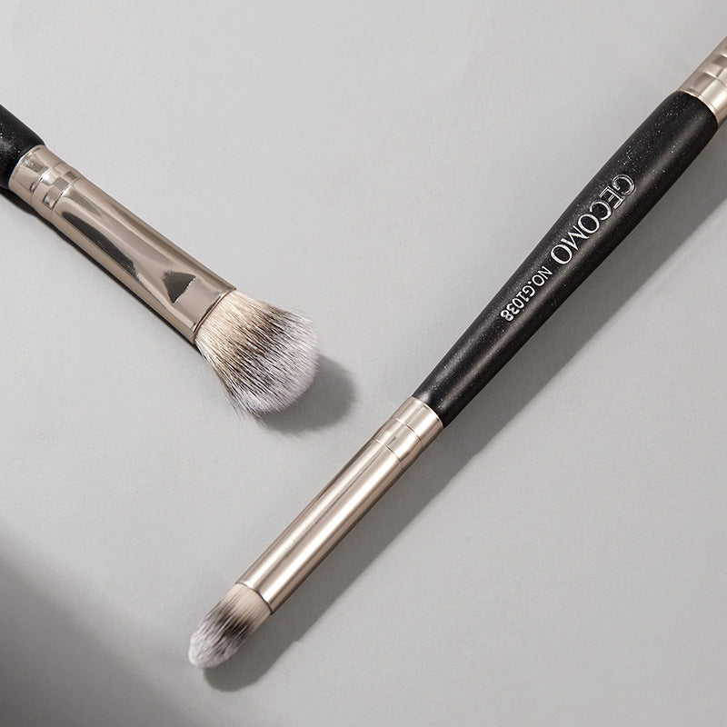 GECOMO double-headed eyeshadow brush with soft bristles that does not absorb powder, novice makeup brush, natural smudge, easy makeup