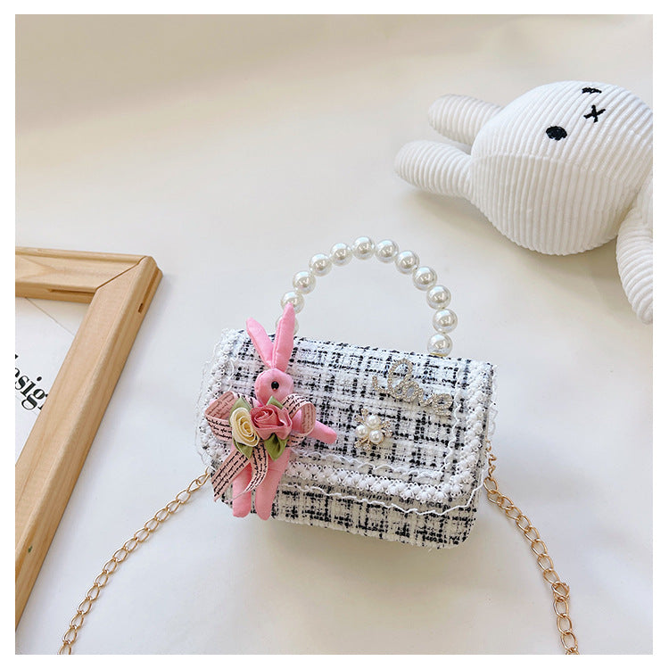 Children's pearl handbag 2024 new cotton and linen small square bag fashionable and cute girls decorative bag messenger bag 