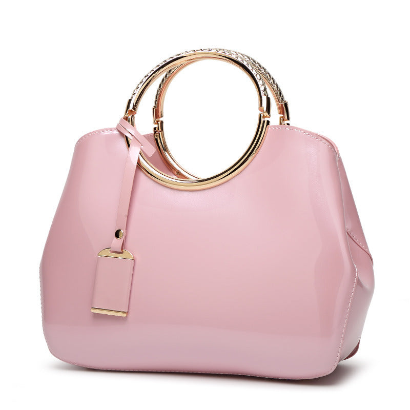 2024 patent leather shiny women's bag bridal wedding bag handbag women's shoulder crossbody shaping bag Guangzhou wholesale 