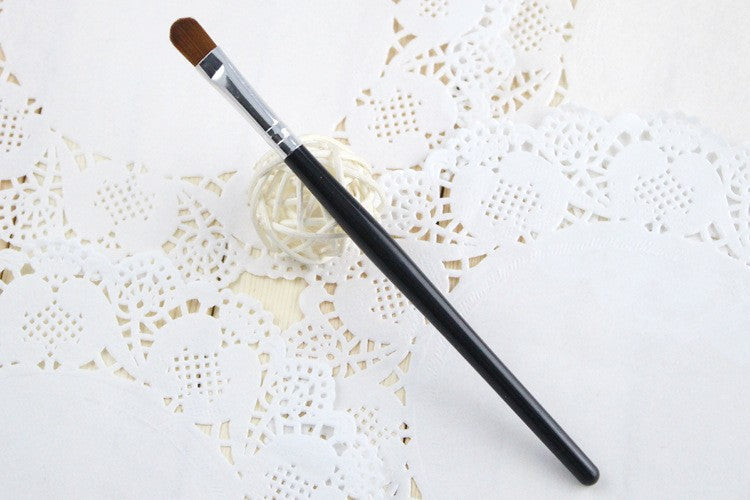 Wooden handle eye shadow brush long handle makeup brush beauty makeup tool eye shadow brush cross-border wholesale