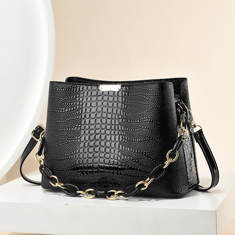 2024 autumn and winter women's bags new Korean style trendy embossed high-quality texture chain shoulder crossbody bucket bag 