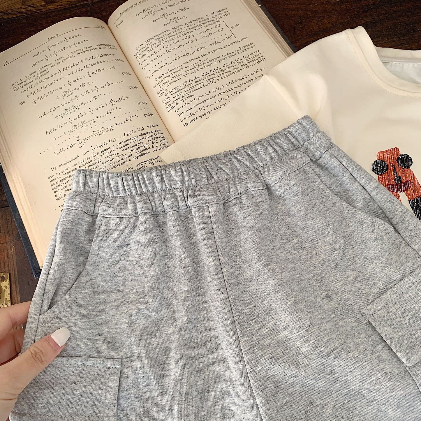 Children's casual pants Bangcheng 2024 summer new products patch pocket knitted shorts boys loose children's clothing pants G0189