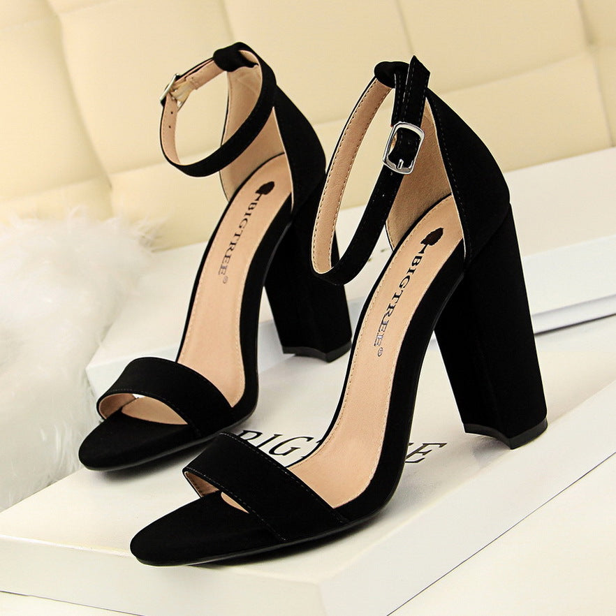 0509-1 European and American style women's shoes, summer high heels, fashionable simple thick heels, high heels, sexy nightclub strap sandals 