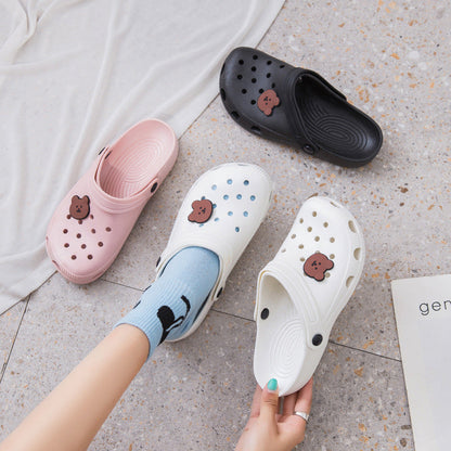 New Croc Shoes for Women Summer Fashion Girls Cute Outerwear Beach Sandals Baotou Shoes Non-Slip Slippers for Women 