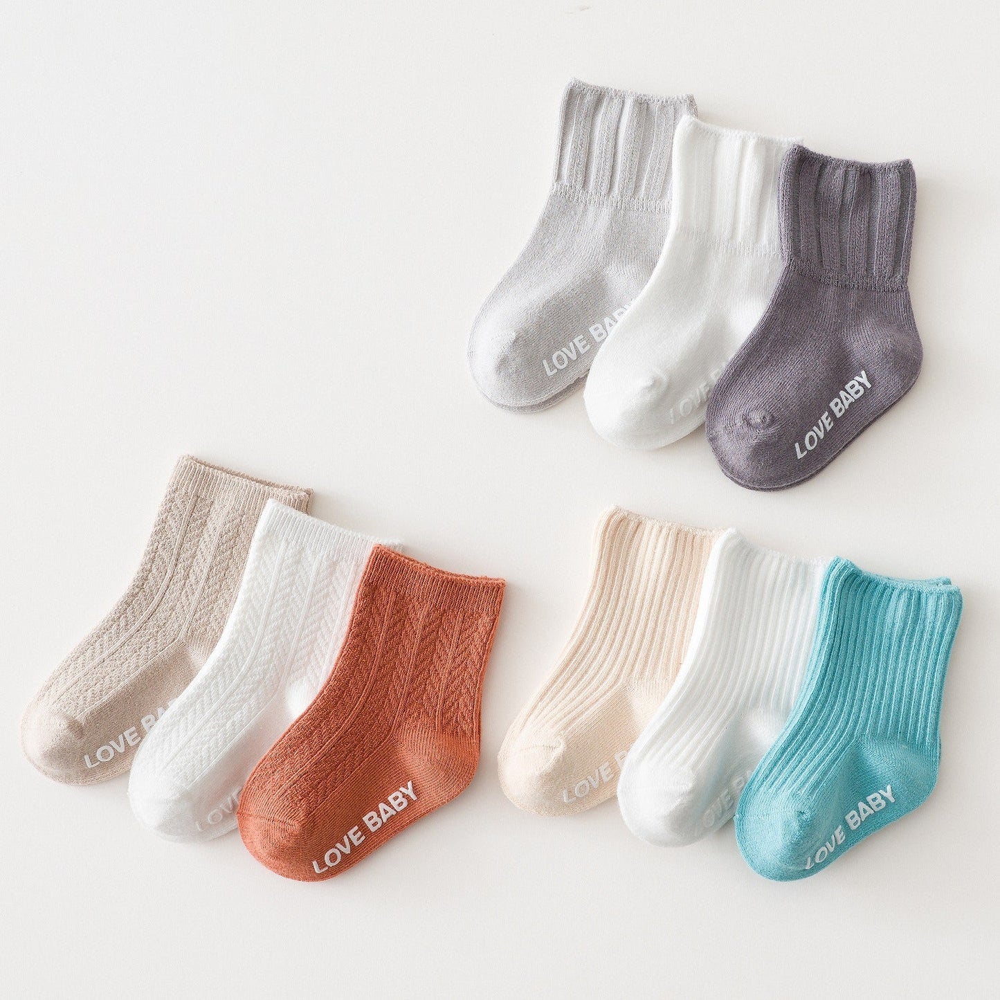 Spring, autumn and winter unisex socks for boys and girls, cotton mid-tube breathable non-slip floor socks, playground socks, loose mouth baby socks 