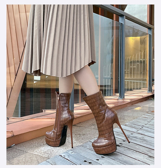 2022 Internet celebrity women's large size high heels cross-border e-commerce AliExpress Taobao source manufacturer supplies one piece drop shipping 