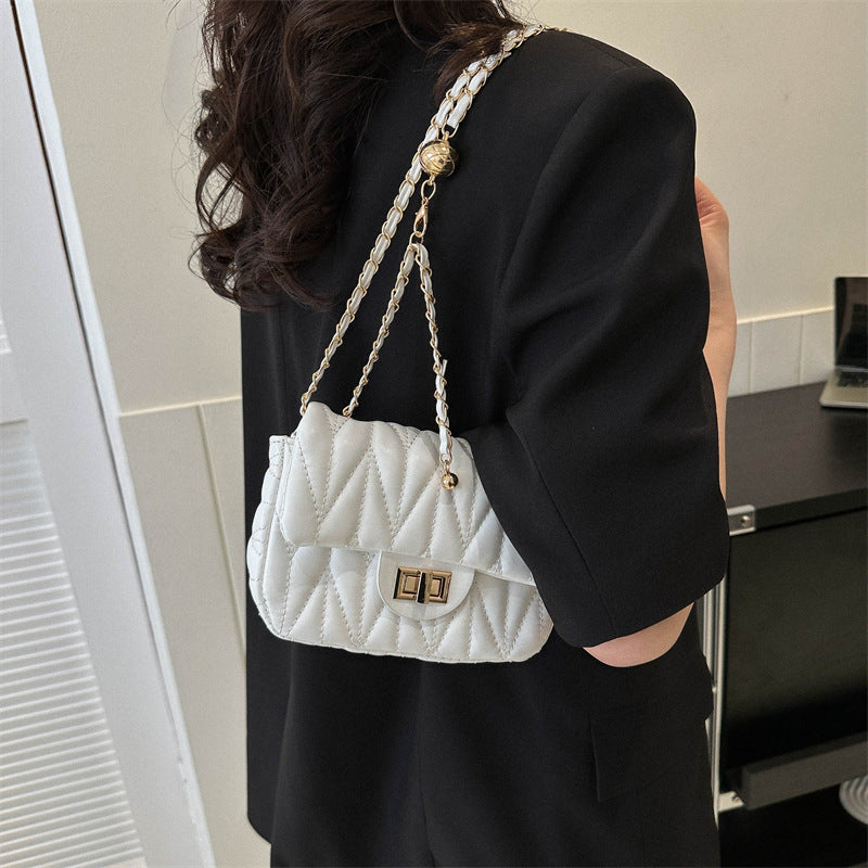 Personalized ins crossbody bag for women 2024 new fashion spring and summer fashion rhombus chain bag foreign style single shoulder small square bag 