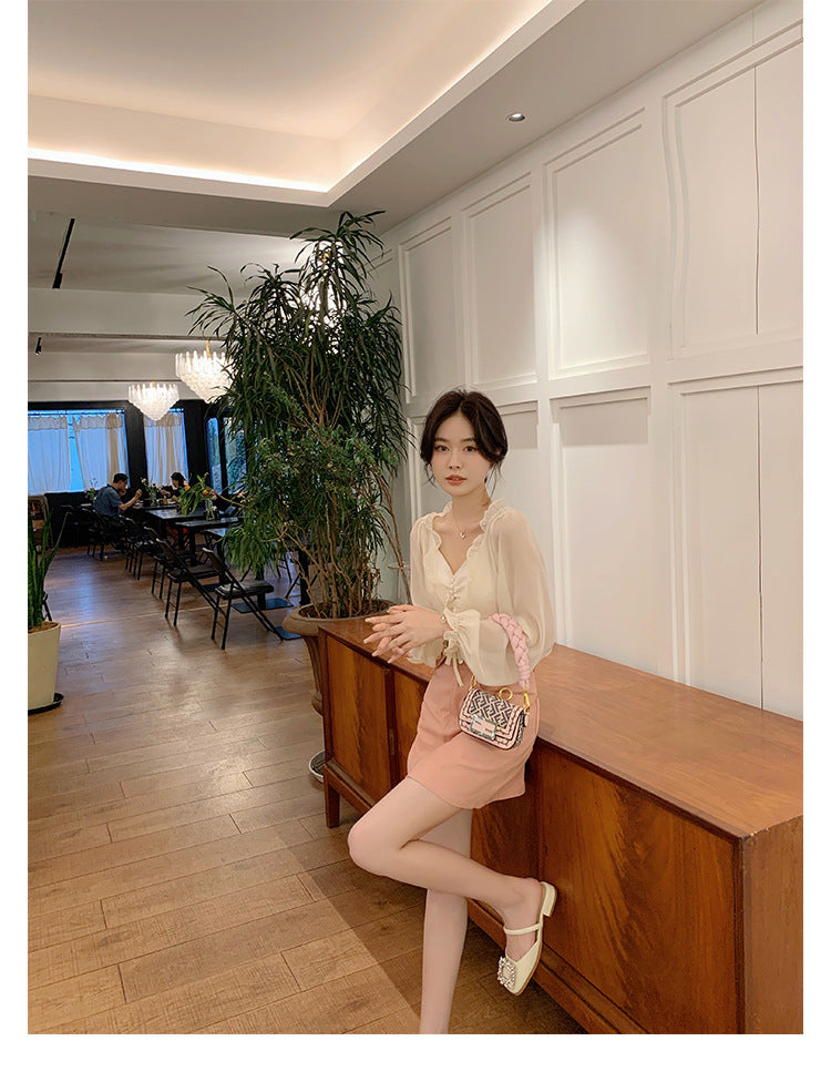 [shei Su Yinyin] Bank of the Rhine ~ Rhinestone Xin Yuda bag square toe hollow back flat sandals commuting shoes 